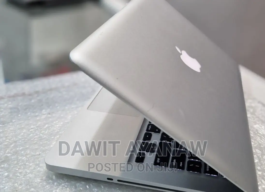 New Laptop Apple MacBook Pro 2012 4GB Intel Core I5 HDD 500GB