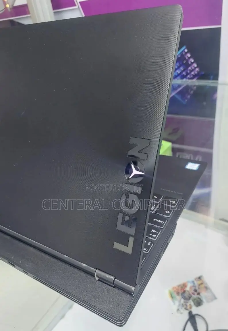 New Laptop Lenovo Legion 5i 16GB AMD Ryzen 5 SSD 512GB