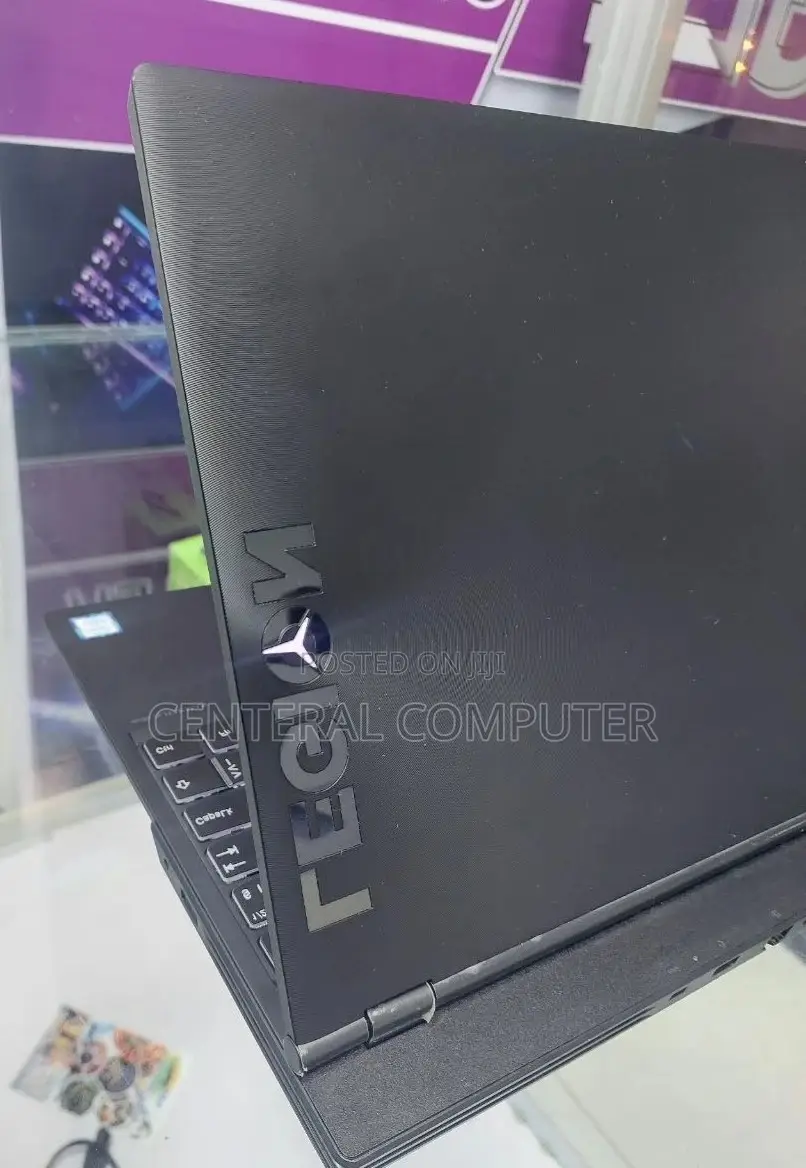 New Laptop Lenovo Legion 5i 16GB AMD Ryzen 5 SSD 512GB