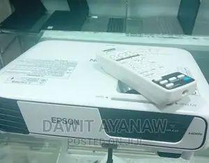 Photo - Epson Projector S31