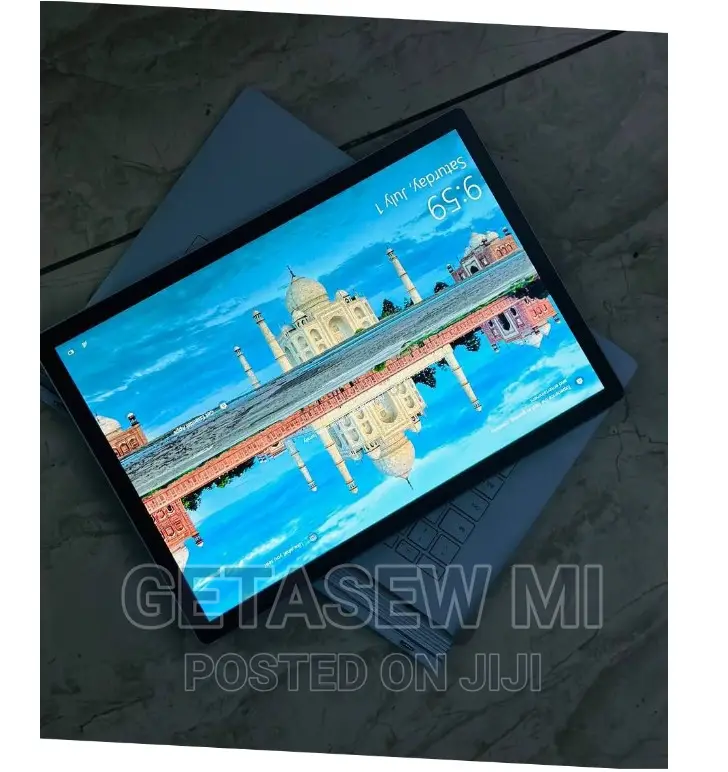 New Laptop Microsoft Surface Book 3 16GB Intel Core I7 SSD 256GB