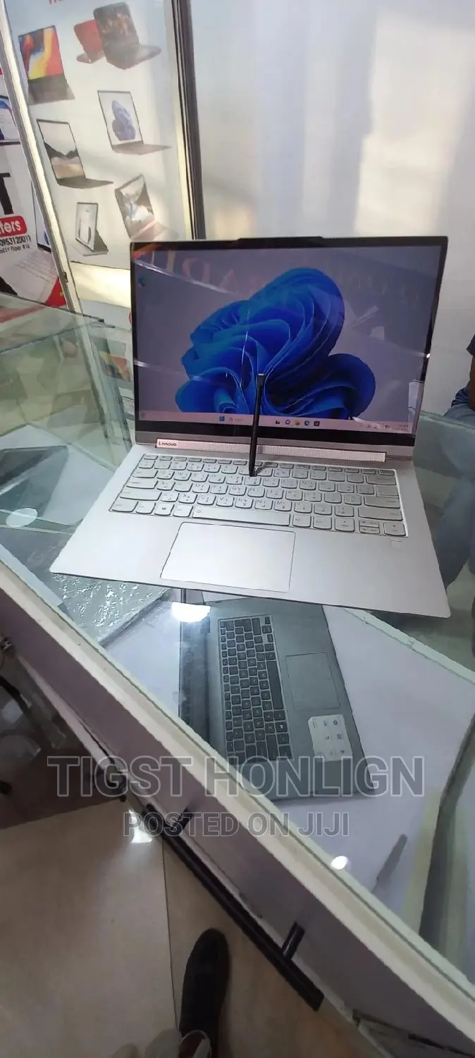 New Laptop Lenovo ThinkPad Yoga 12GB Intel Core I7 SSD 512GB