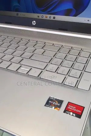 New Laptop HP Stream Notebook 8GB AMD Ryzen 5 SSD 512GB