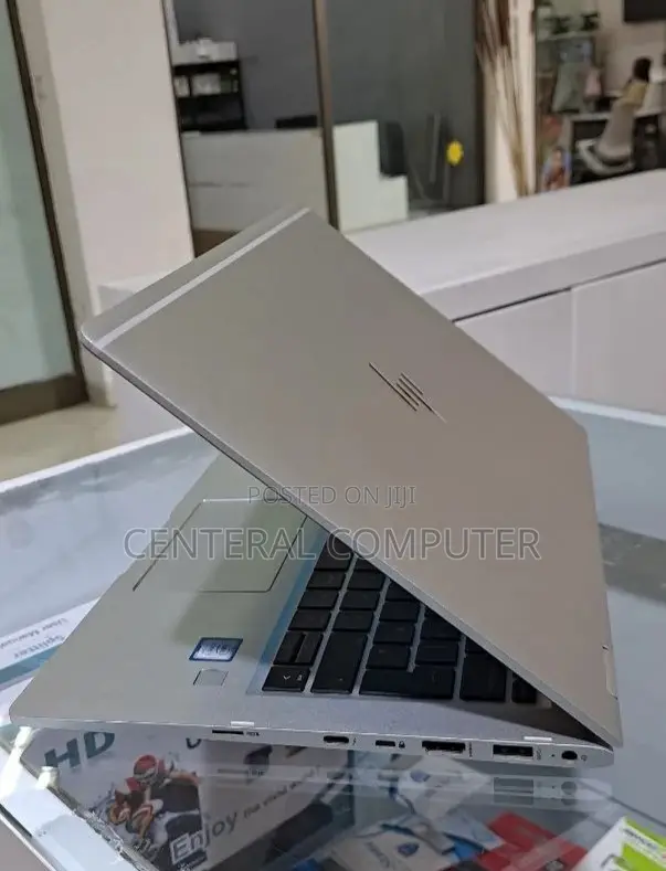 New Laptop HP EliteBook X360 1030 G2 8GB Intel Core I5 SSD 256GB