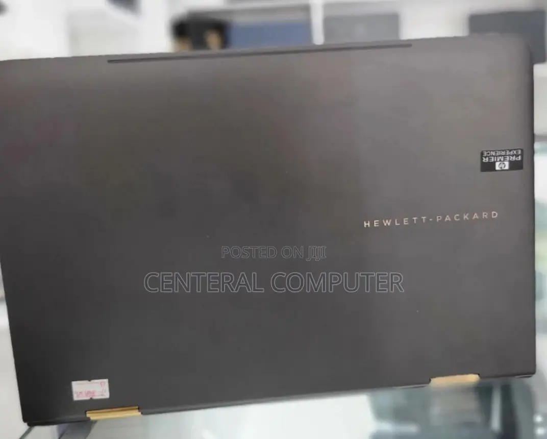 New Laptop HP Spectre 8GB Intel Core I7 SSD 512GB