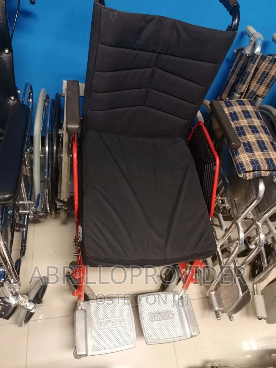 Comfortable Wheelchair Code 3 Wheelchair