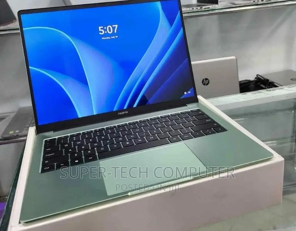 New Laptop 16GB Intel Core i5 SSD 512GB