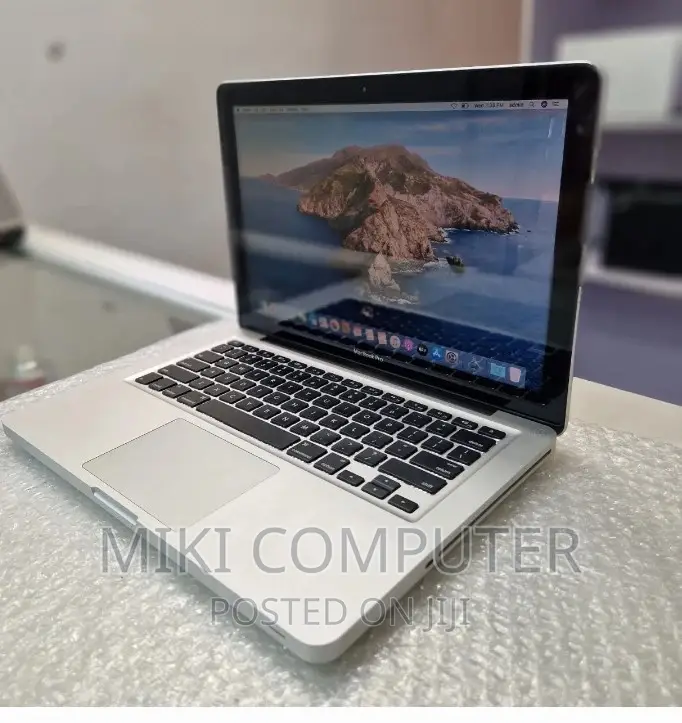 New Laptop Apple MacBook 2012 4GB Intel Core I5 SSD 500GB