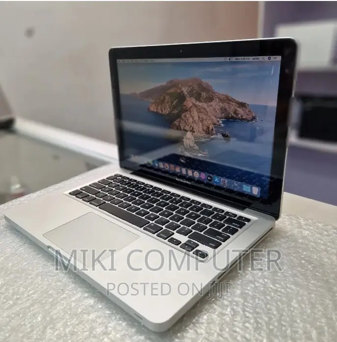 New Laptop Apple MacBook 2012 4GB Intel Core I5 SSD 500GB