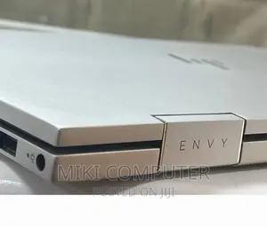 New Laptop HP Envy X360 8GB Intel Core I5 SSD 512GB