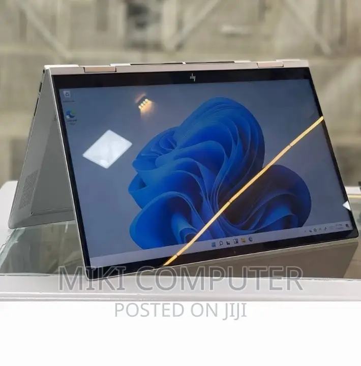 New Laptop HP Envy X360 8GB Intel Core I5 SSD 512GB