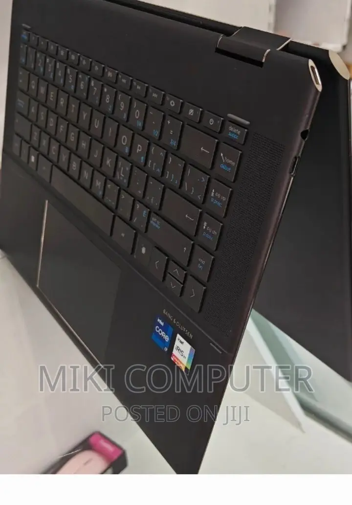 New Laptop HP Spectre X360 16GB Intel Core I7 SSD 1T