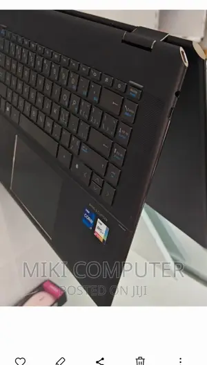 New Laptop HP Spectre X360 16GB Intel Core I7 SSD 1T