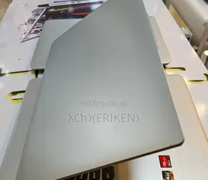 New Laptop Lenovo 8GB AMD Ryzen 5 SSD 512GB