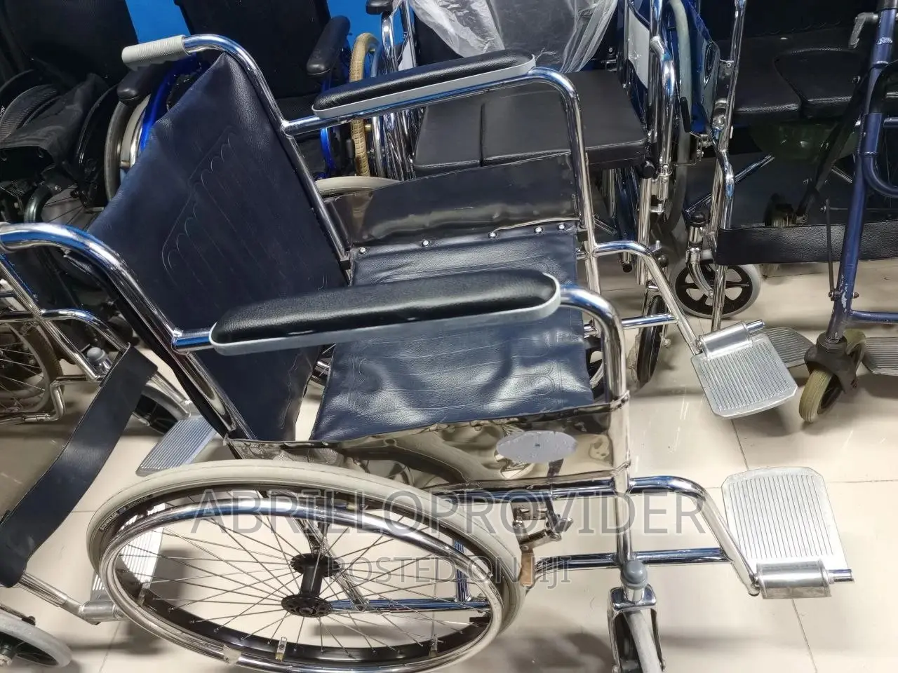 Used Wheelchair (Foldable and Flexible)