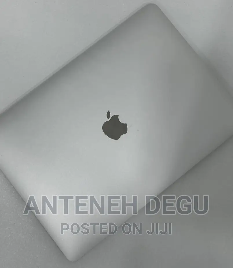 New Laptop Apple MacBook 8GB Apple M1 SSD 256GB