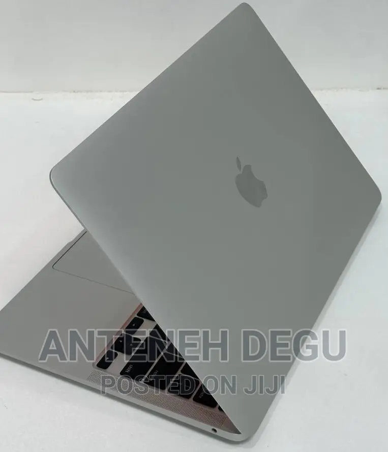 New Laptop Apple MacBook 8GB Apple M1 SSD 256GB