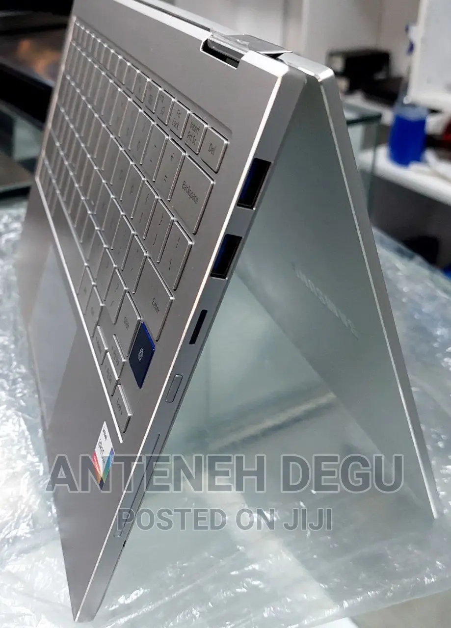 New Laptop Samsung Galaxy Book 2 16GB Intel Core I7 SSD 512GB