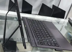 New Laptop HP Elite X2 1012 8GB Intel Core I5 SSD 256GB