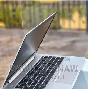 New Laptop HP 8GB Intel Core I5 SSD 256GB