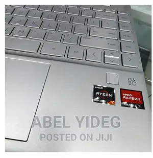New Laptop HP Pavilion 13 16GB AMD Ryzen 7 SSD 1T