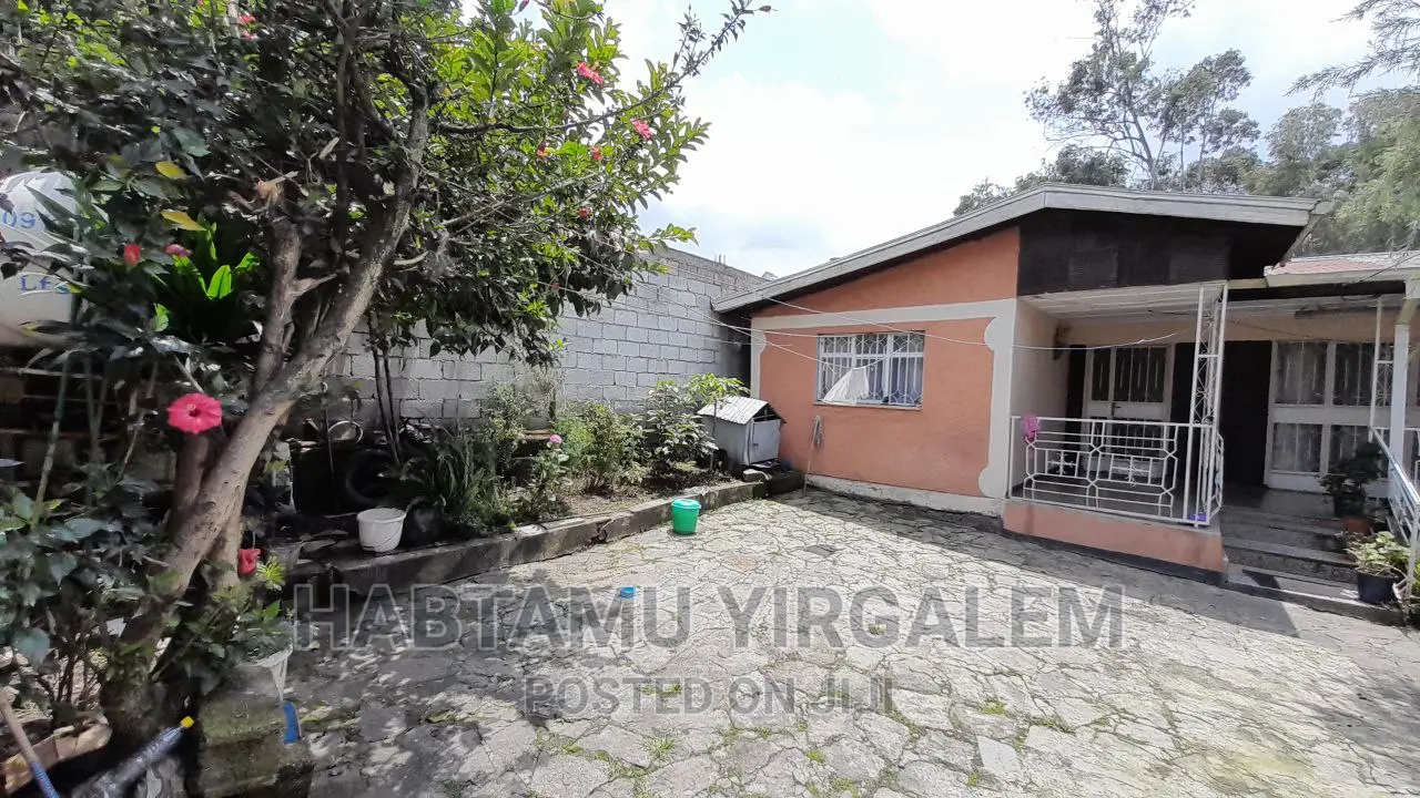 Furnished 3bdrm House in Gerjii, Mulu Gbi, Kirkos for sale