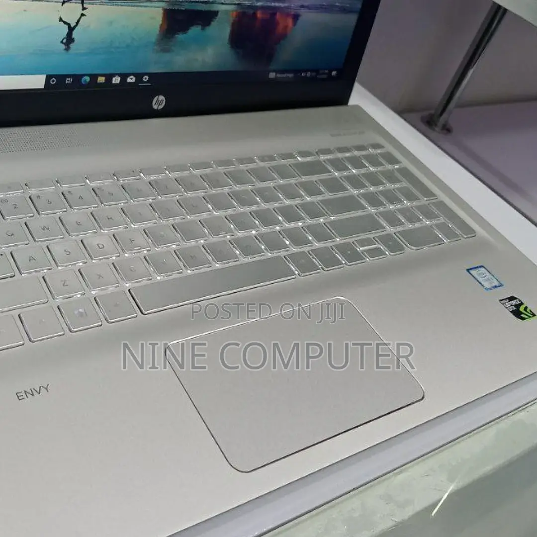 New Laptop HP Envy 15-Ep0xxx 8GB Intel Core I5 HDD+SSD 1T
