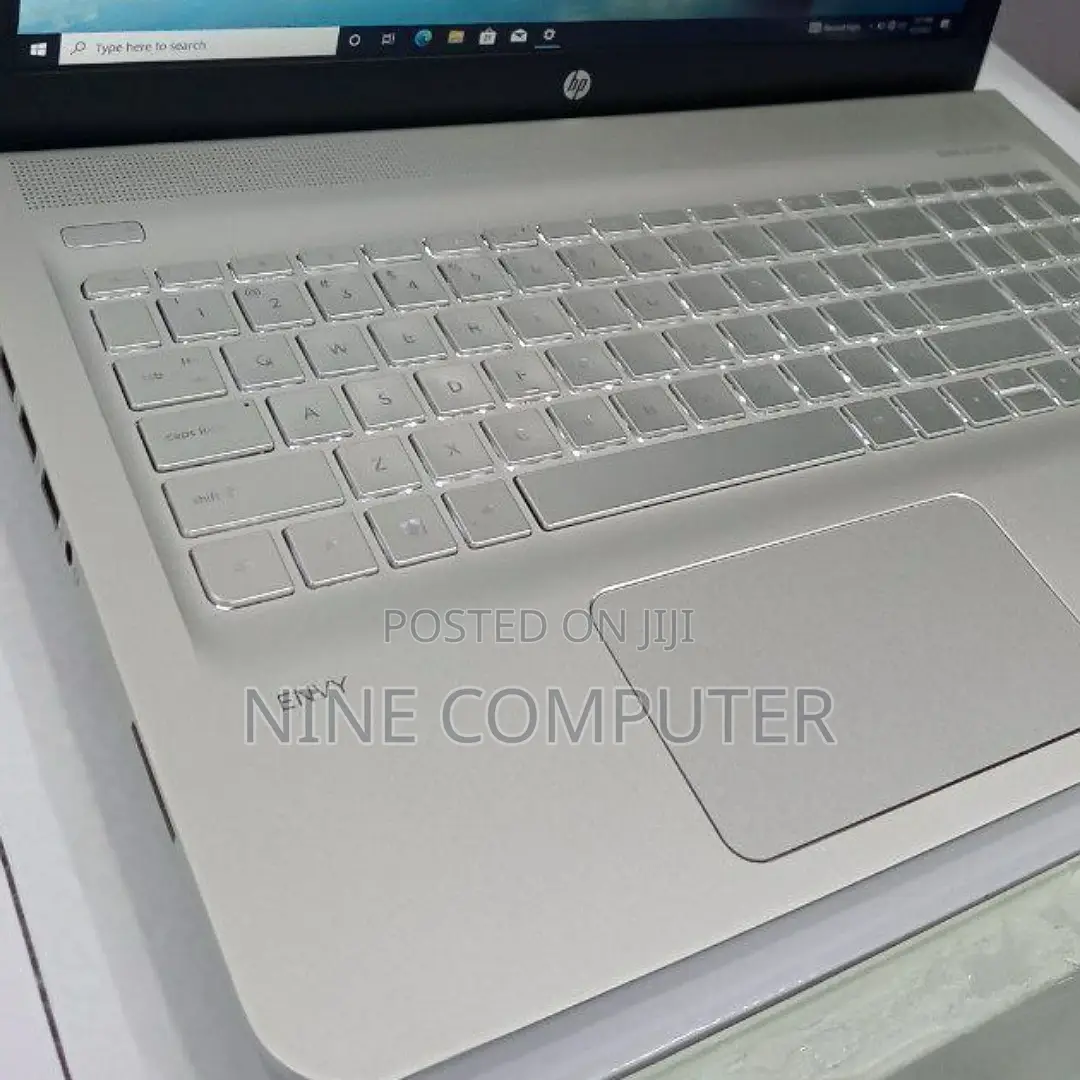 New Laptop HP Envy 15-Ep0xxx 8GB Intel Core I5 HDD+SSD 1T