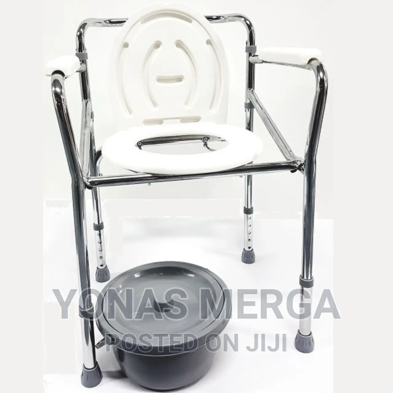 /Commode Chair /Facilitates User’S Personal Hygiene Process