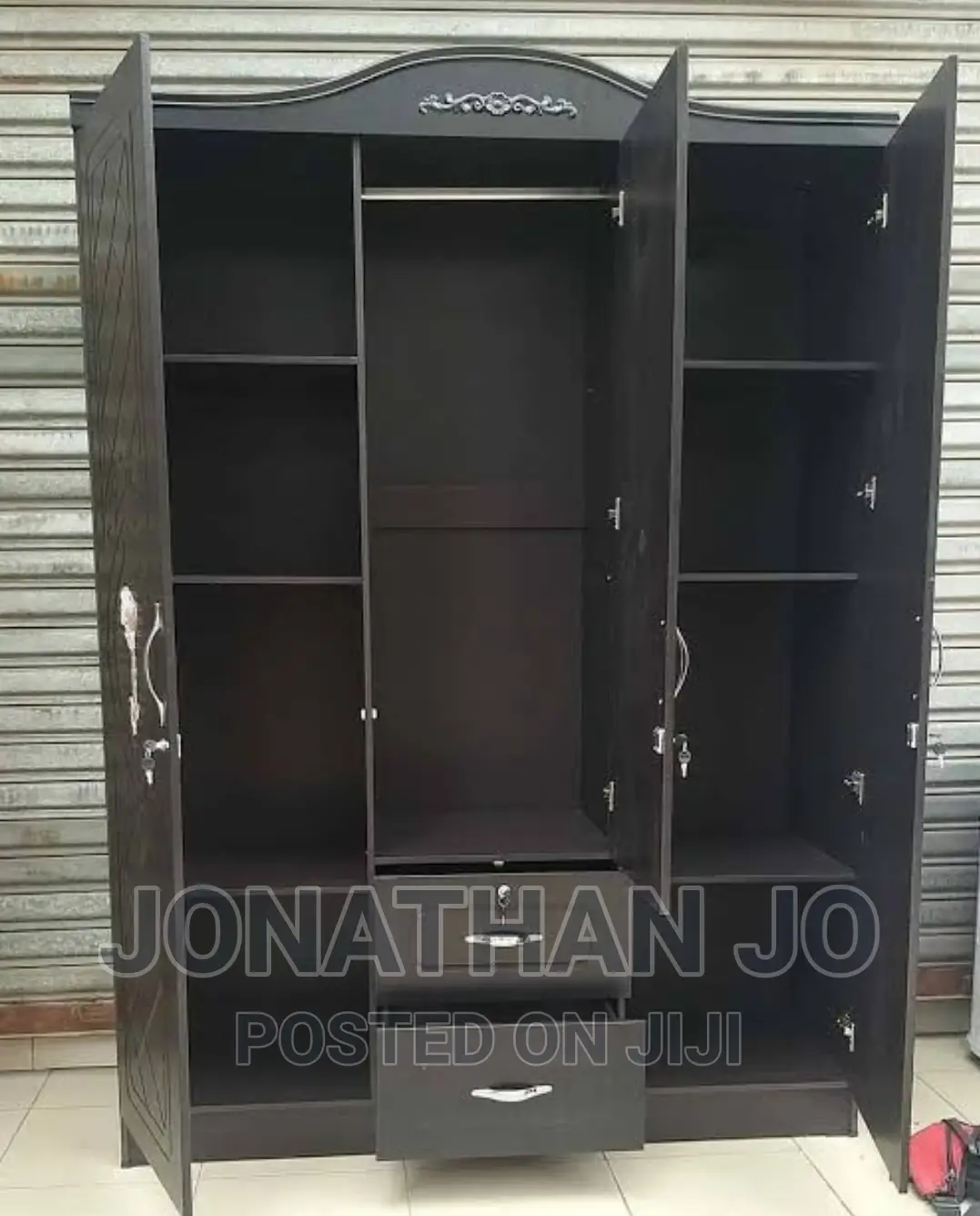 Closet (ቁምሳጥን በጥራት)