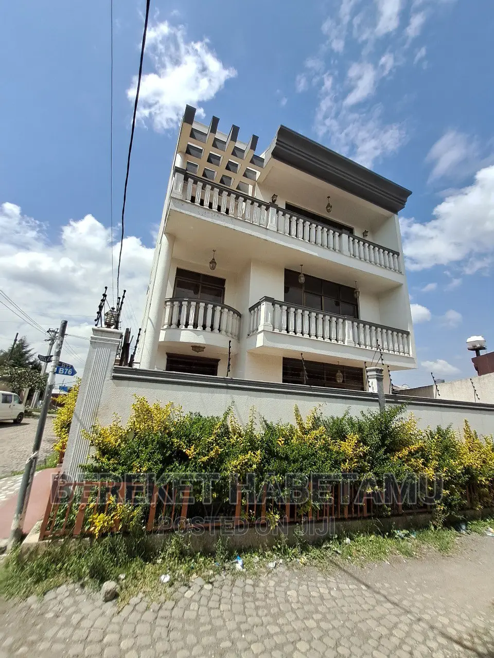 Furnished 5bdrm Farm House in አዲስ አበባ, Nifas Silk-Lafto for sale