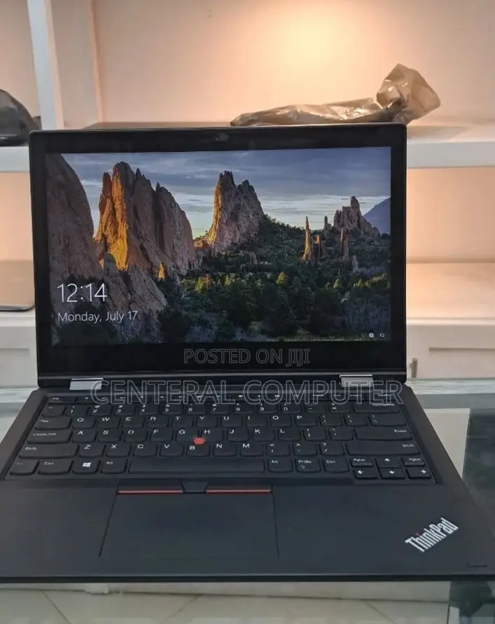 New Laptop Lenovo ThinkPad Yoga 8GB Intel Core I5 SSD 512GB
