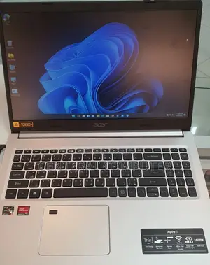 New Laptop Acer Aspire 1 8GB AMD Ryzen 5 SSD 256GB