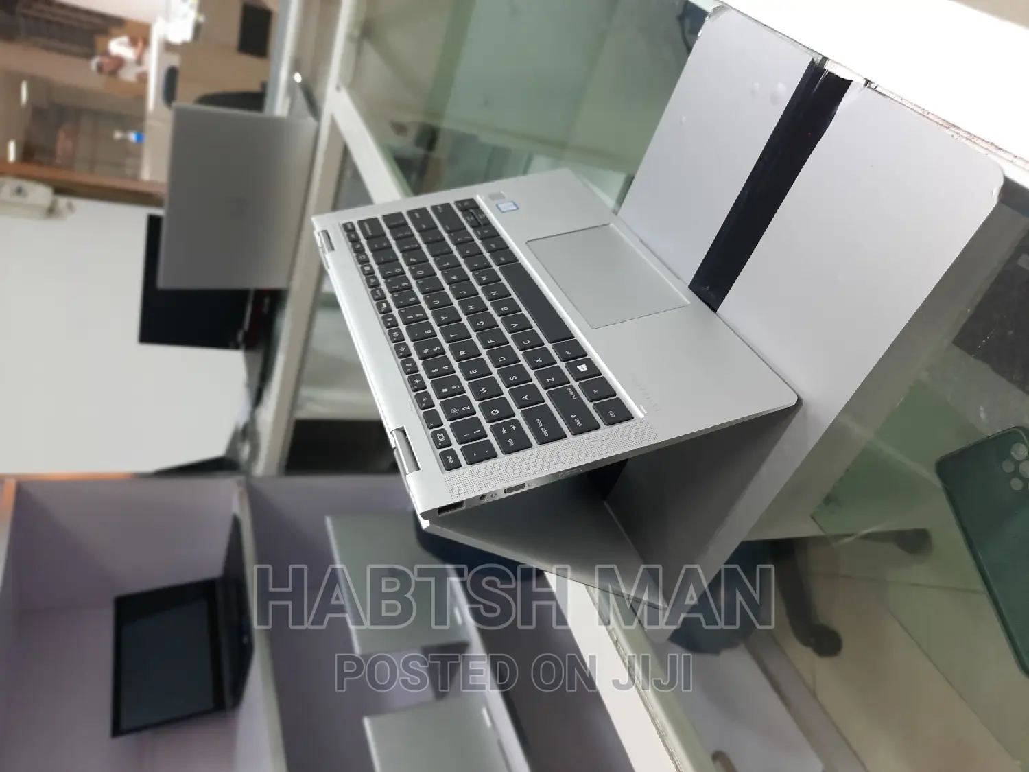 New Laptop HP EliteBook X GB Intel Core I7 SSD 512GB