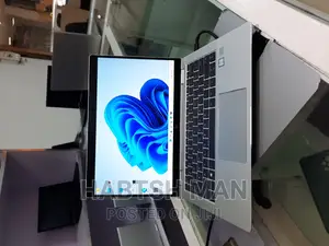 New Laptop HP EliteBook X GB Intel Core I7 SSD 512GB