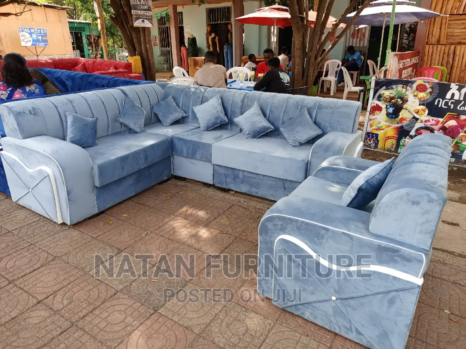 Sofa L Shaped Withe A Good Quality
