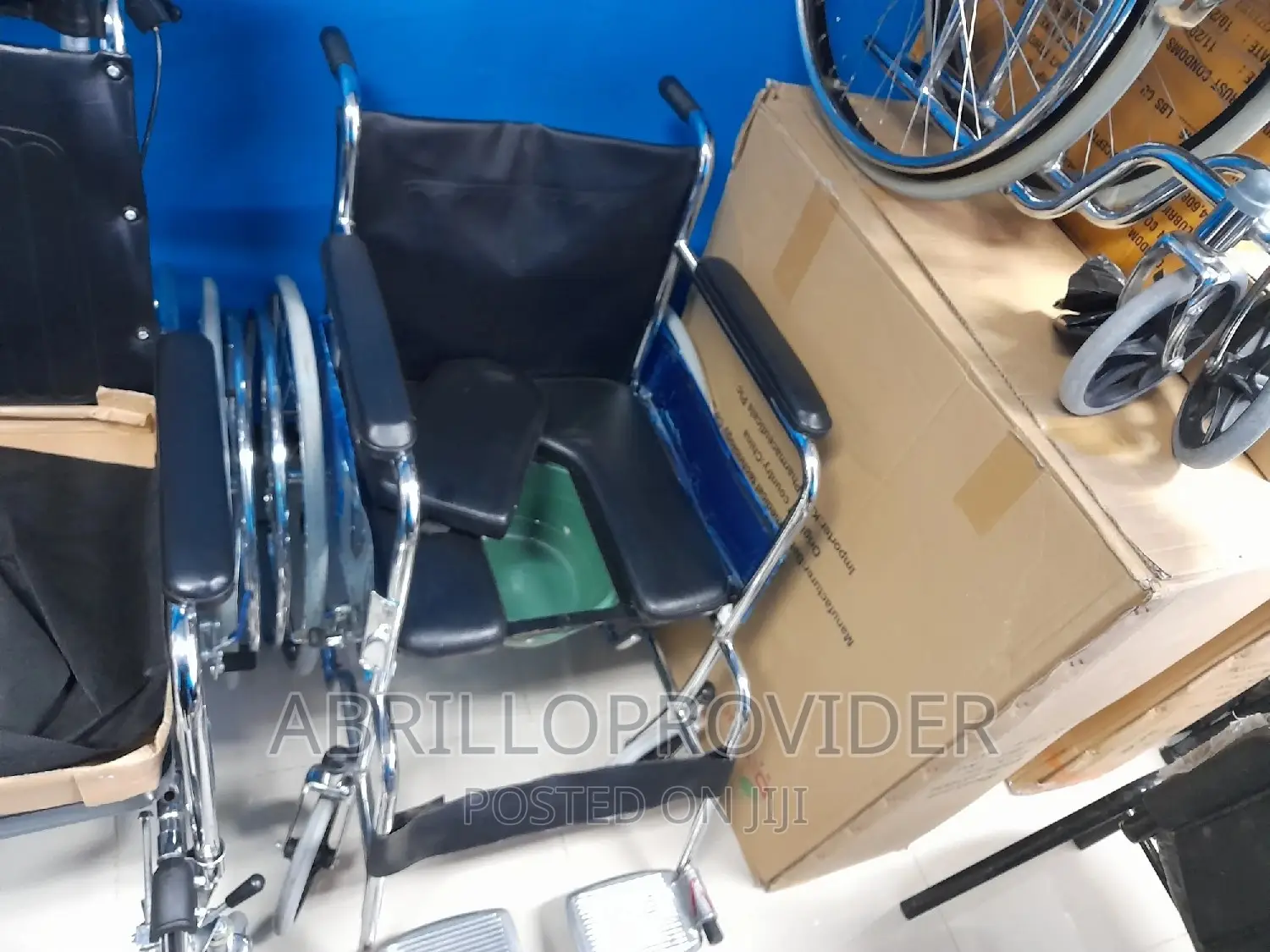 Commode Wheelchair|TOIELET WHEELCHAIR|POPO WHEELCHAIR|USED