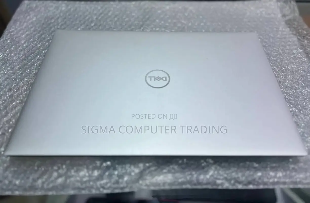 New Laptop Dell XPS 15 32GB Intel Core I7 SSD 1T
