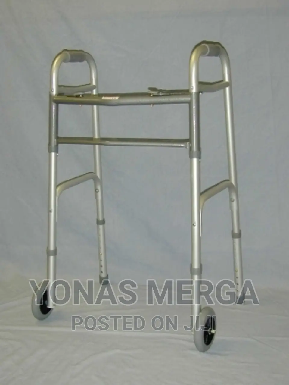 The Foldable /Wheeled /Walker/ Is Ideal for People /Walker/