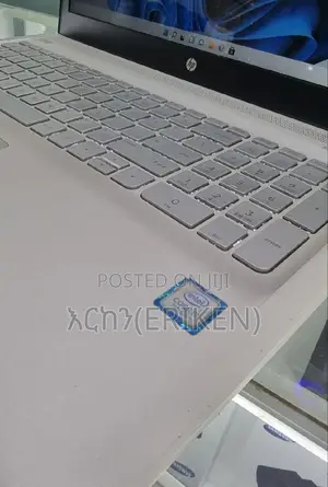 New Laptop HP Envy 15 12GB Intel Core I7 SSD 256GB