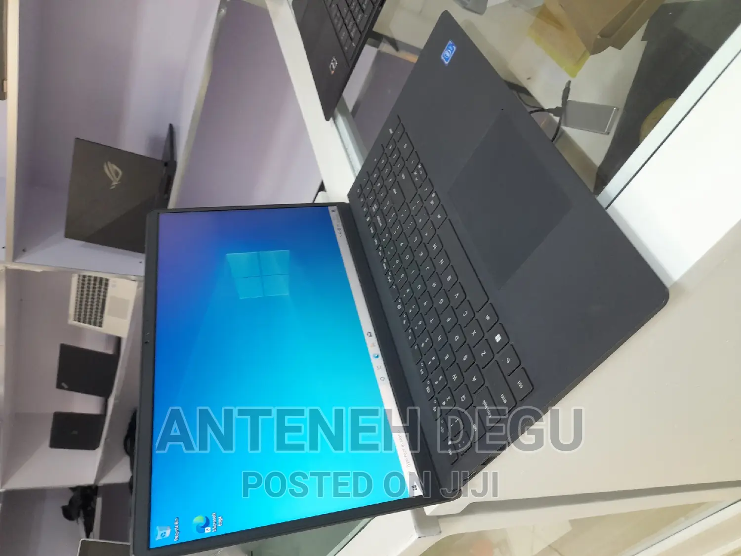 New Laptop Dell Inspiron 15 8GB Intel Core 2 Quad SSD 256GB