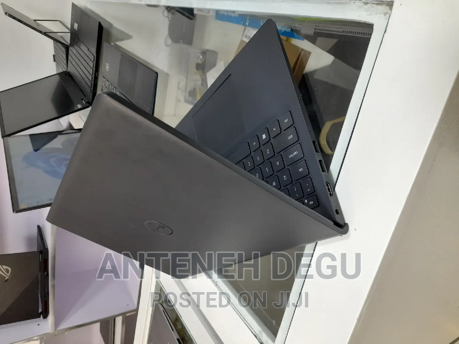 New Laptop Dell Inspiron 15 8GB Intel Core 2 Quad SSD 256GB