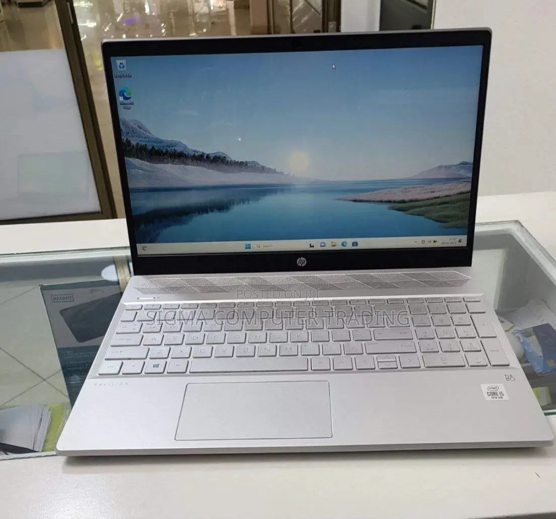 New Laptop HP Pavilion 15 8GB Intel Core I5 HDD 1T