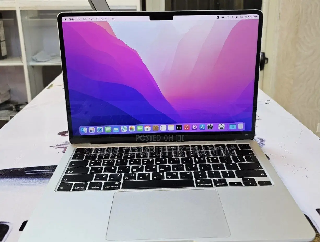 New Laptop Apple MacBook Air 2022 M2 8GB Apple M2 SSD 256GB