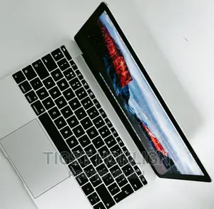 New Laptop Apple MacBook 2016 8GB SSD 256GB