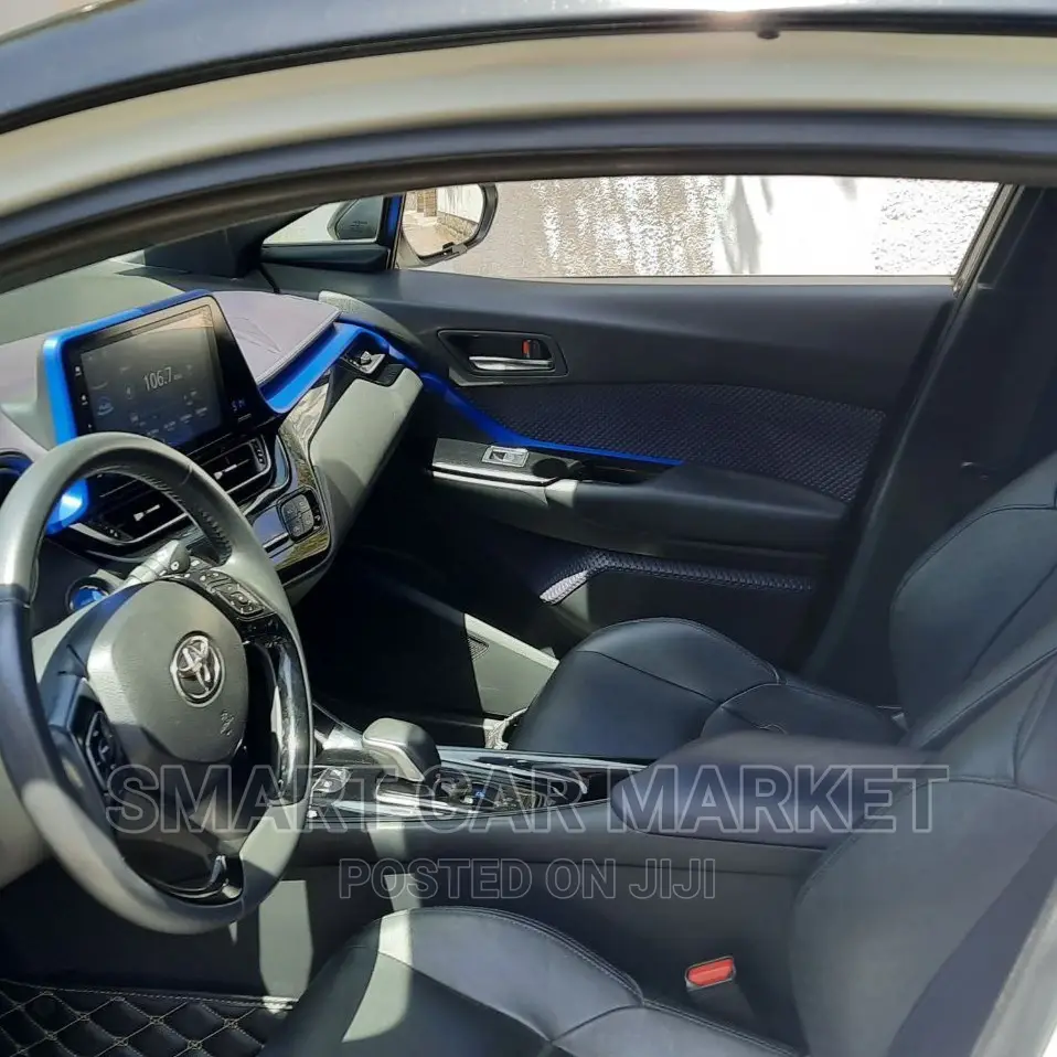 Toyota C-HR 2022 White