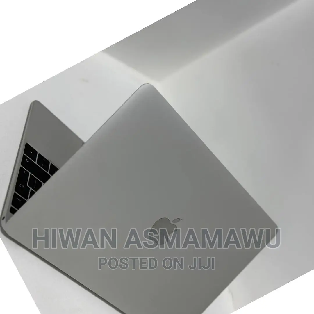 New Laptop Apple MacBook 2016 8GB Apple M2 Ultra SSD 256GB