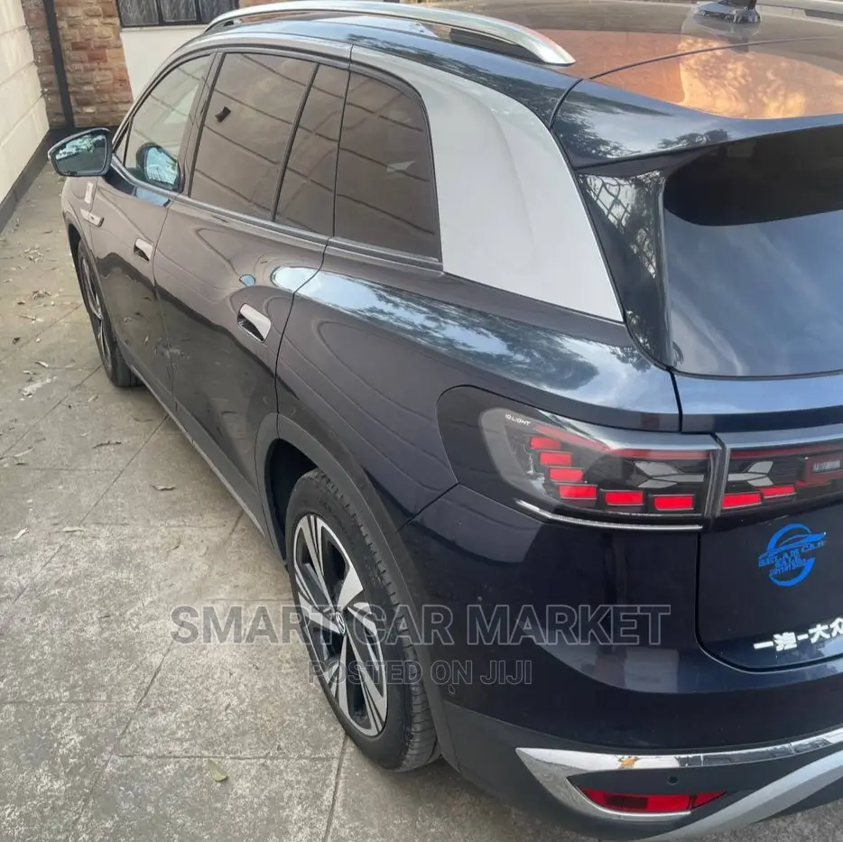 Volkswagen ID.6 2022 Blue