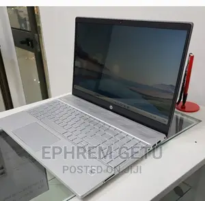 New Laptop HP Pavilion 15 8GB Intel Core I5 SSD 1T