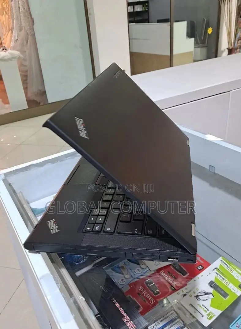 New Laptop Lenovo ThinkPad T41p 4GB Intel Core I5 HDD 320GB